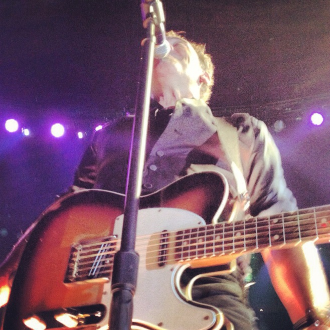 bruce-pit-milan Bruce Springsteen from inside the pit. Milan, 2012